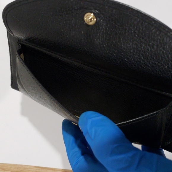 Chloé Black Leather Zip Wallet – Authentic Luxury with Silver Bow Accent 7.5x4" - Picture 12 of 17